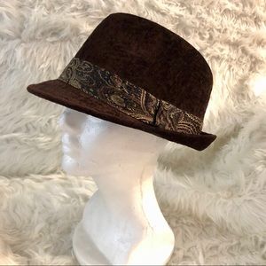 UBi Fedora Hat - plush with paisley band NICE!
